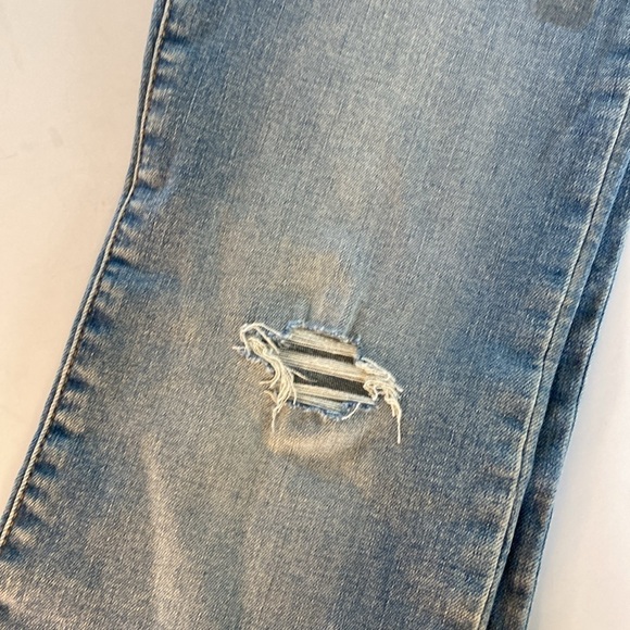 Gap Kids 70’s Flare Leg High Rise Distressed Jeans - Size 14 - Picture 8 of 17